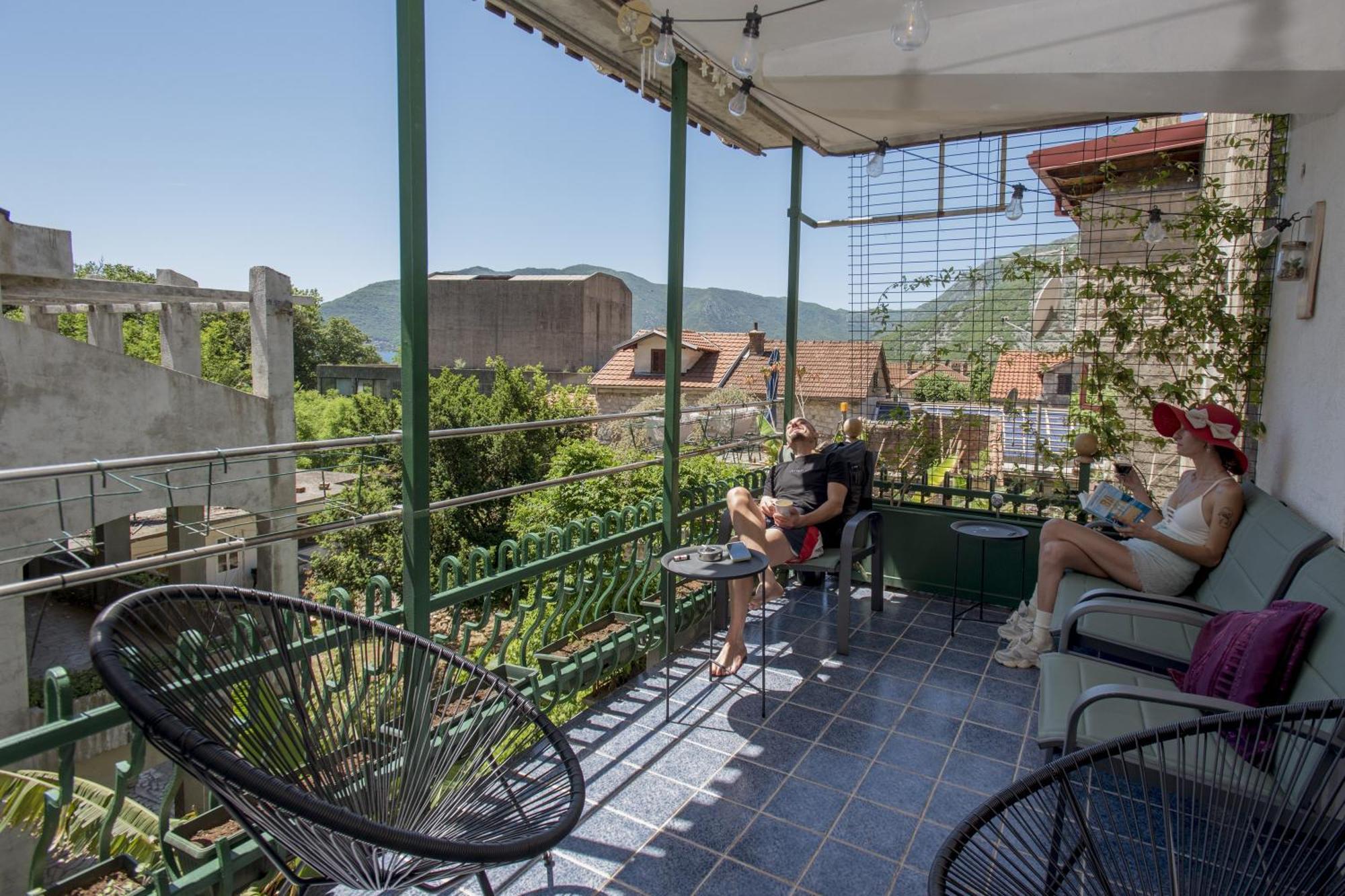 Apartmani Zukic Risan Esterno foto